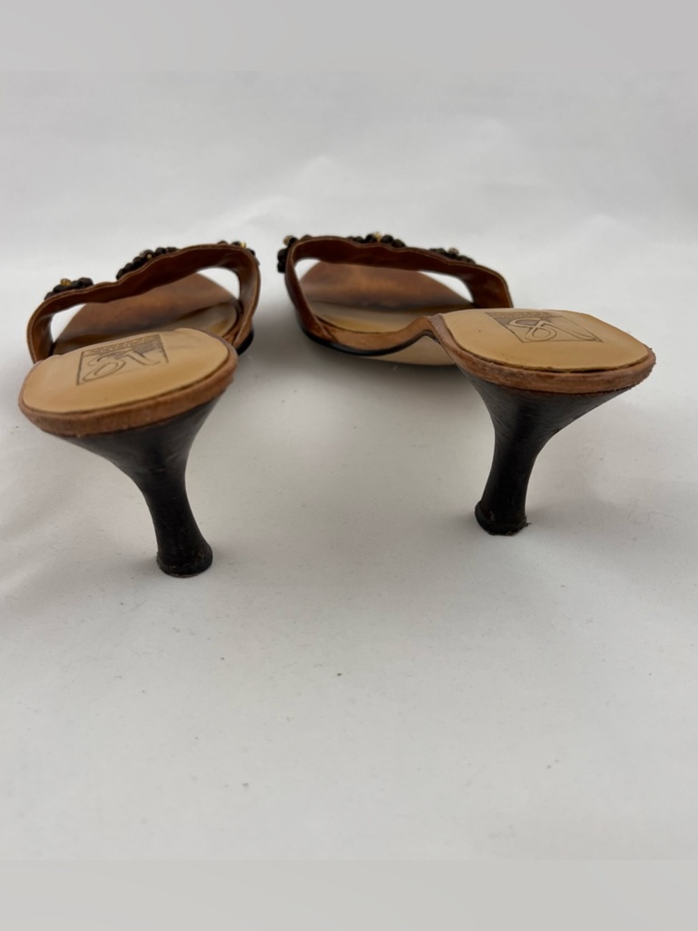 Vince Brown Suede Slide Mules with Floral Jewel Studs vintage size 11 - Picture 3 of 9